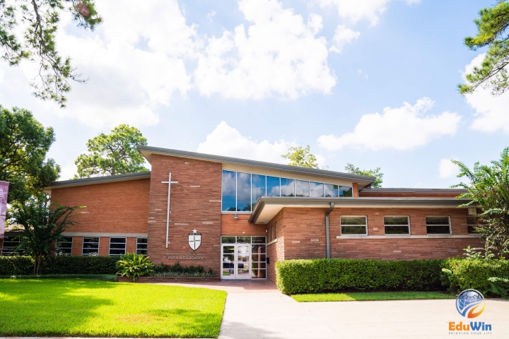 St. Pius X High School